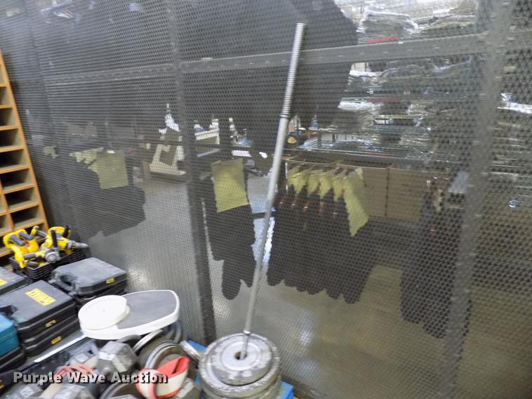 image for item FO9780 Free weight and dumbbells