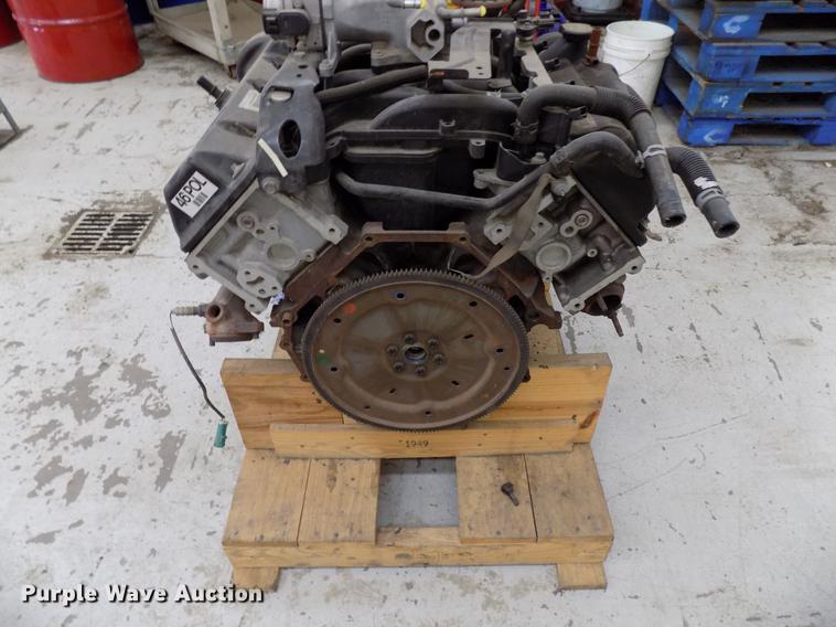 image for item FO9783 2007 4.6L V8 SOHC FFV gas engine