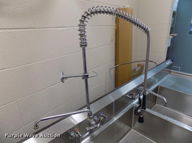 image for item FO9789 Three bowl sink