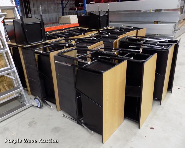 image for item FO9791 Approximately 33 desks