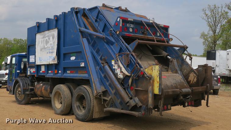 image for item DB8790 2003 Autocar WX refuse truck