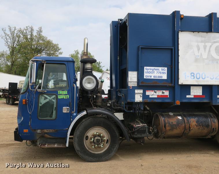 image for item DB8790 2003 Autocar WX refuse truck