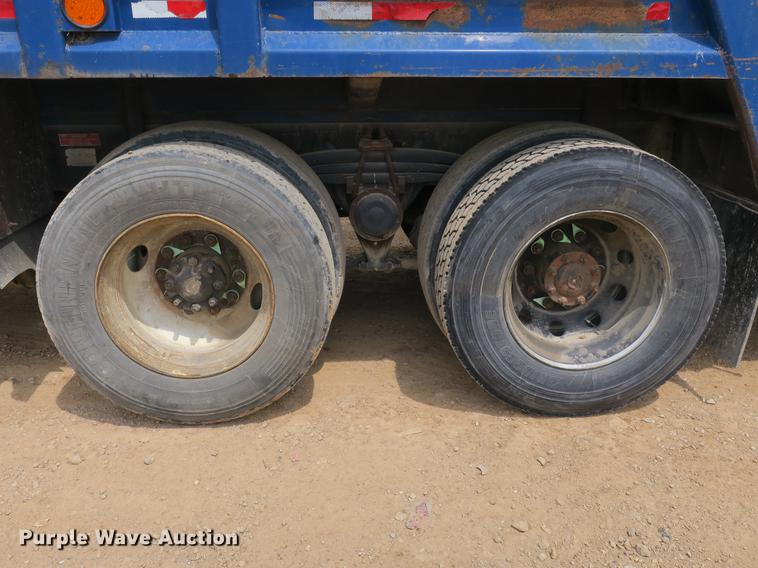 image for item DB8790 2003 Autocar WX refuse truck