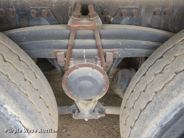 image for item DB8790 2003 Autocar WX refuse truck