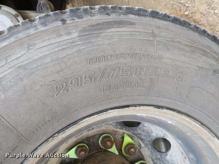 image for item DB8790 2003 Autocar WX refuse truck