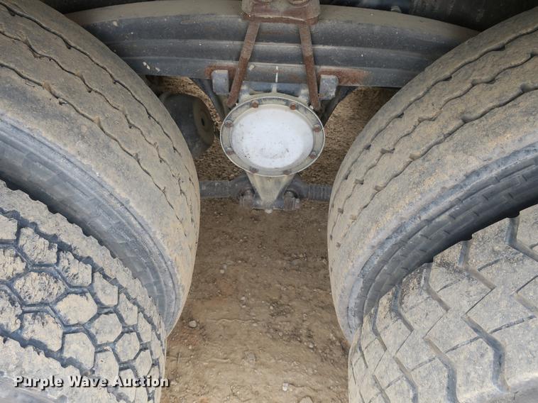 image for item DB8790 2003 Autocar WX refuse truck