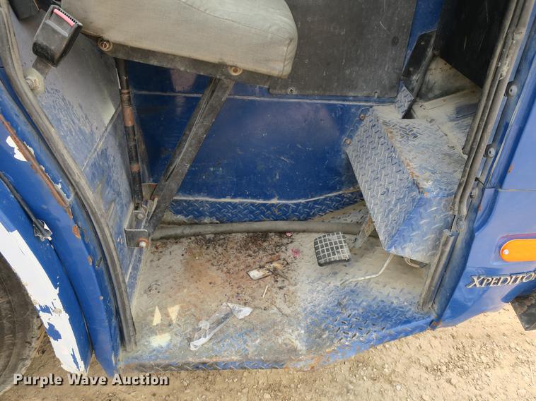 image for item DB8790 2003 Autocar WX refuse truck