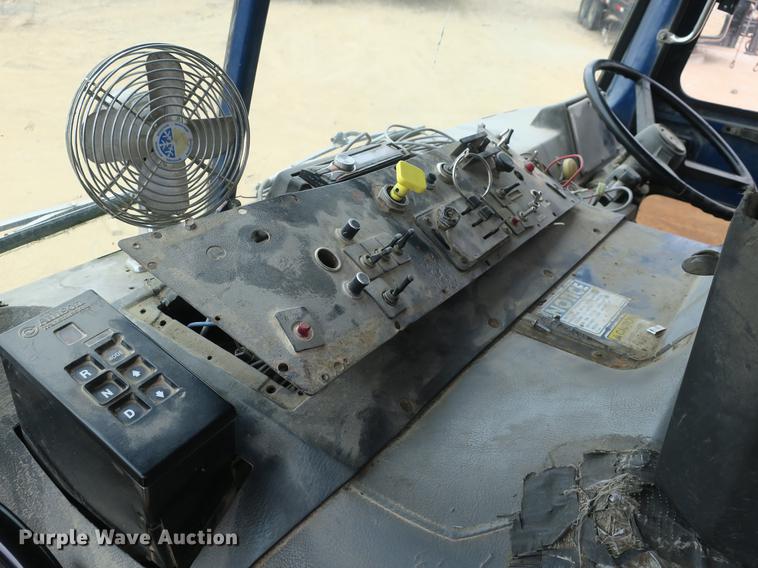 image for item DB8790 2003 Autocar WX refuse truck