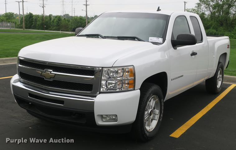 image for item DB8791 2009 Chevrolet Silverado 1500 Ext. Cab pickup truck