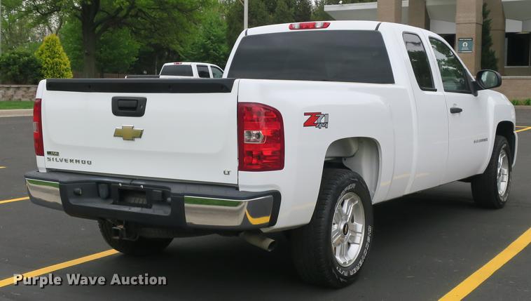 image for item DB8791 2009 Chevrolet Silverado 1500 Ext. Cab pickup truck