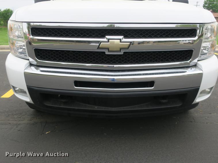 image for item DB8791 2009 Chevrolet Silverado 1500 Ext. Cab pickup truck