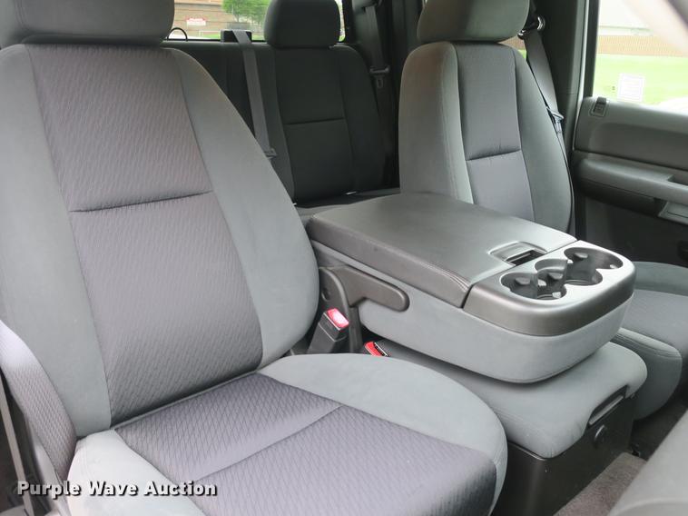 image for item DB8791 2009 Chevrolet Silverado 1500 Ext. Cab pickup truck