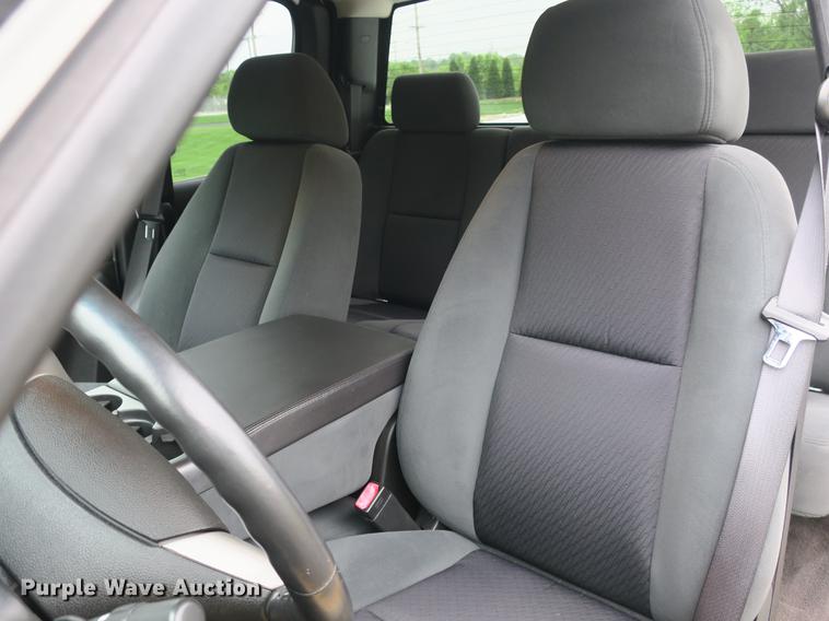 image for item DB8791 2009 Chevrolet Silverado 1500 Ext. Cab pickup truck