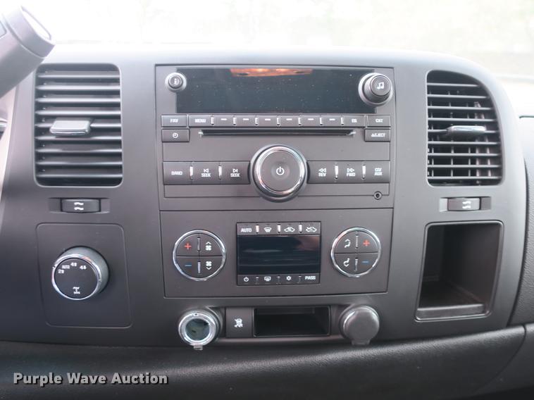 image for item DB8791 2009 Chevrolet Silverado 1500 Ext. Cab pickup truck