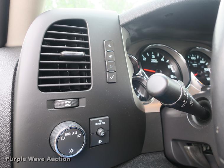 image for item DB8791 2009 Chevrolet Silverado 1500 Ext. Cab pickup truck