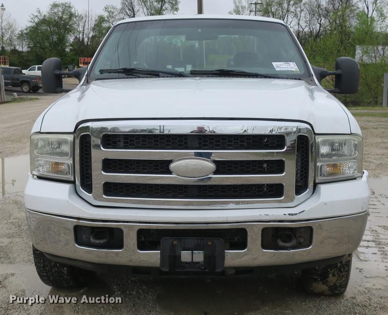 image for item DB8795 2006 Ford F250 Super Duty SuperCab pickup truck