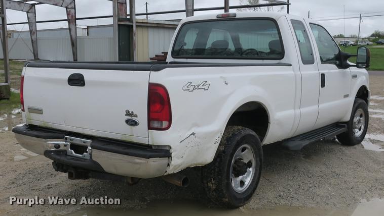 image for item DB8795 2006 Ford F250 Super Duty SuperCab pickup truck