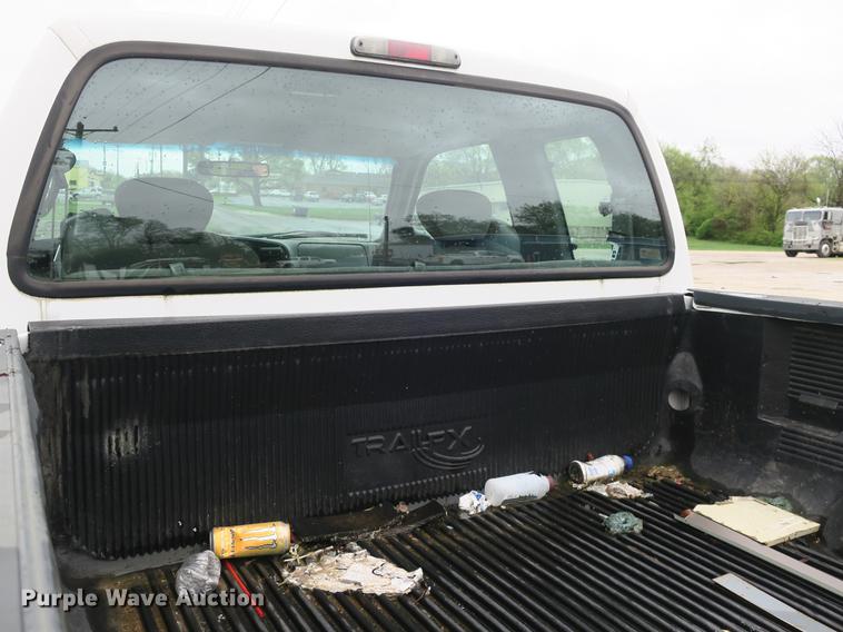 image for item DB8795 2006 Ford F250 Super Duty SuperCab pickup truck