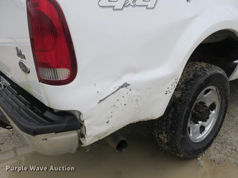 image for item DB8795 2006 Ford F250 Super Duty SuperCab pickup truck