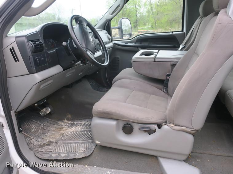 image for item DB8795 2006 Ford F250 Super Duty SuperCab pickup truck