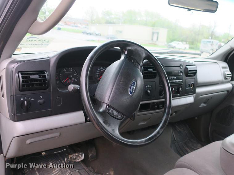 image for item DB8795 2006 Ford F250 Super Duty SuperCab pickup truck