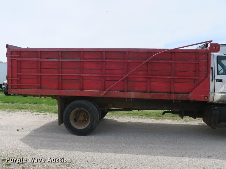 image for item DB8801 1990 GMC C6000 flat dump bed truck