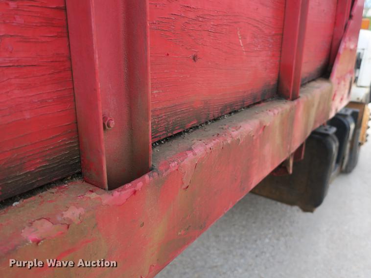 image for item DB8801 1990 GMC C6000 flat dump bed truck