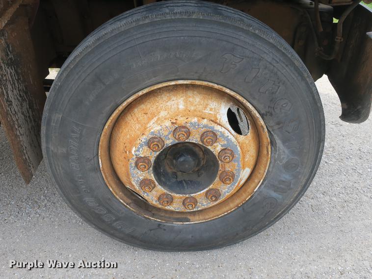 image for item DB8801 1990 GMC C6000 flat dump bed truck