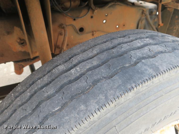 image for item DB8801 1990 GMC C6000 flat dump bed truck