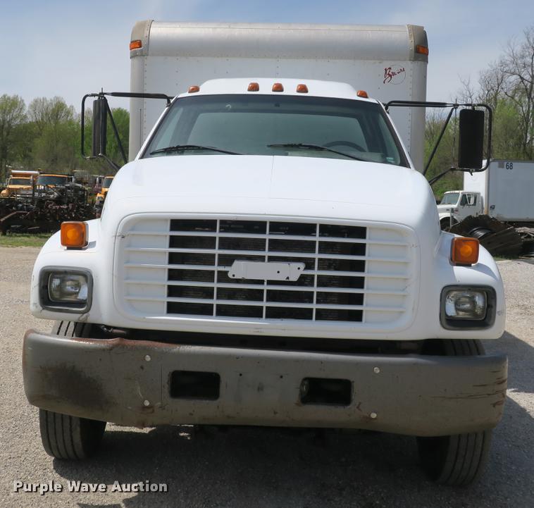 image for item DB8803 2000 GMC C6500 box truck