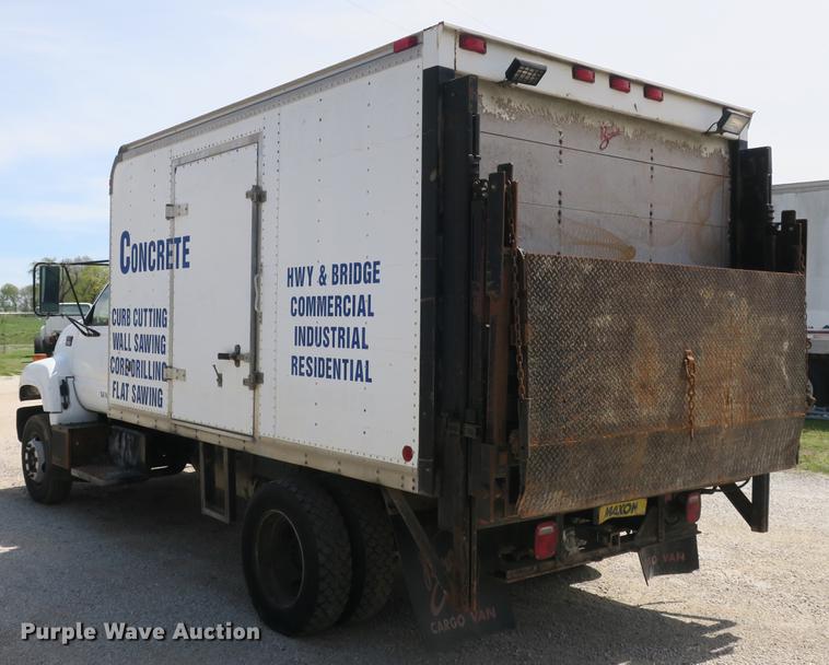 image for item DB8803 2000 GMC C6500 box truck