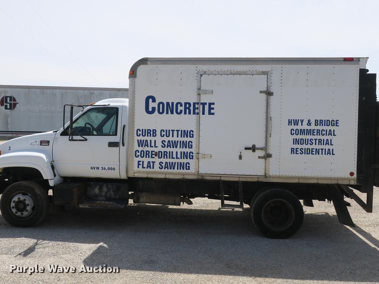 image for item DB8803 2000 GMC C6500 box truck