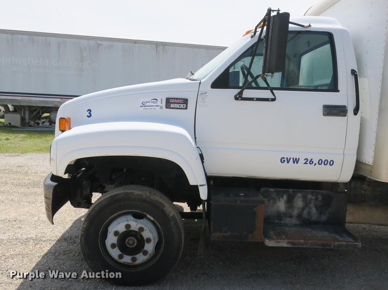 image for item DB8803 2000 GMC C6500 box truck