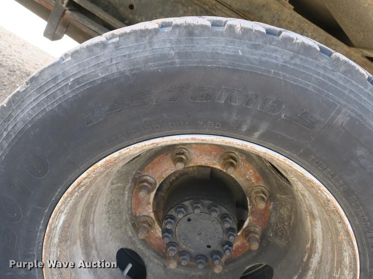 image for item DB8803 2000 GMC C6500 box truck