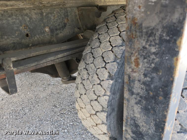 image for item DB8803 2000 GMC C6500 box truck