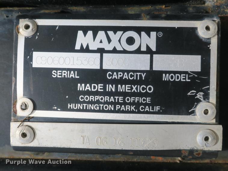 image for item DB8803 2000 GMC C6500 box truck