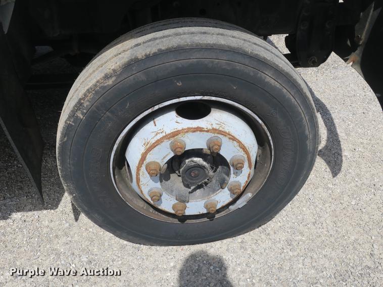 image for item DB8803 2000 GMC C6500 box truck