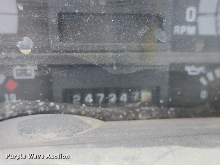 image for item DB8803 2000 GMC C6500 box truck