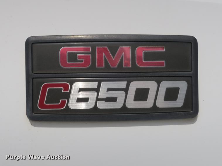 image for item DB8803 2000 GMC C6500 box truck