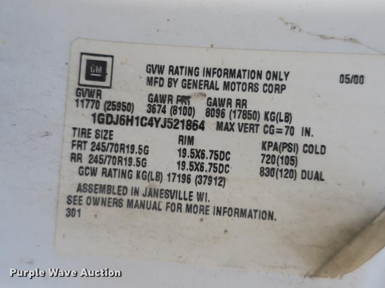 image for item DB8803 2000 GMC C6500 box truck