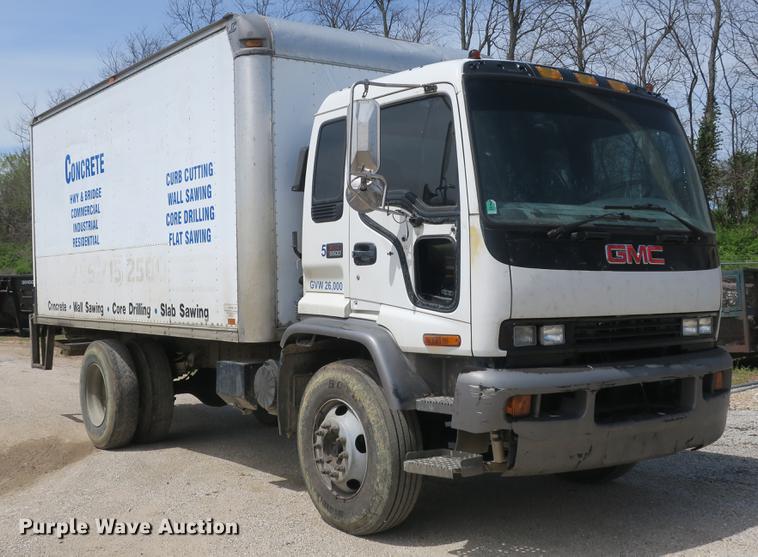 image for item DB8804 2001 GMC T6500 box truck