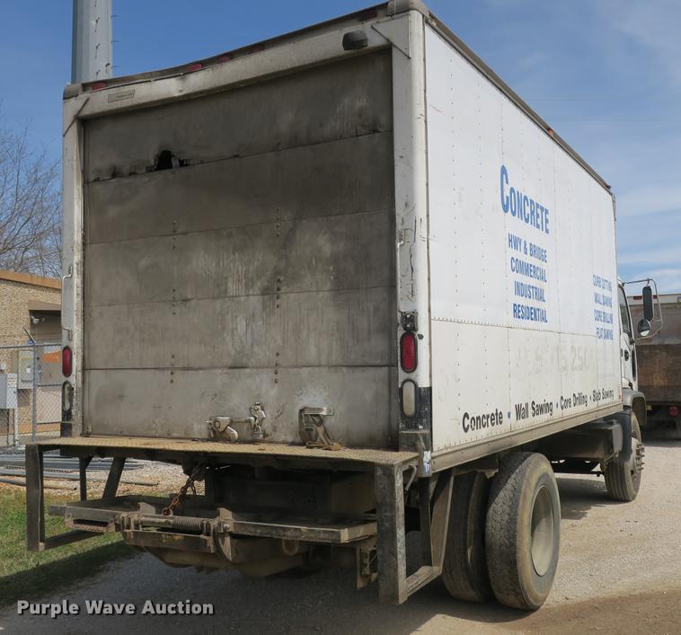 image for item DB8804 2001 GMC T6500 box truck