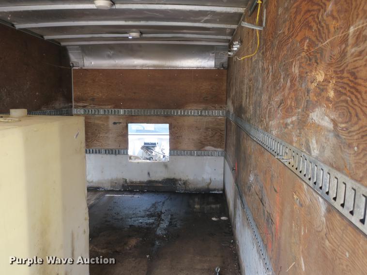 image for item DB8804 2001 GMC T6500 box truck