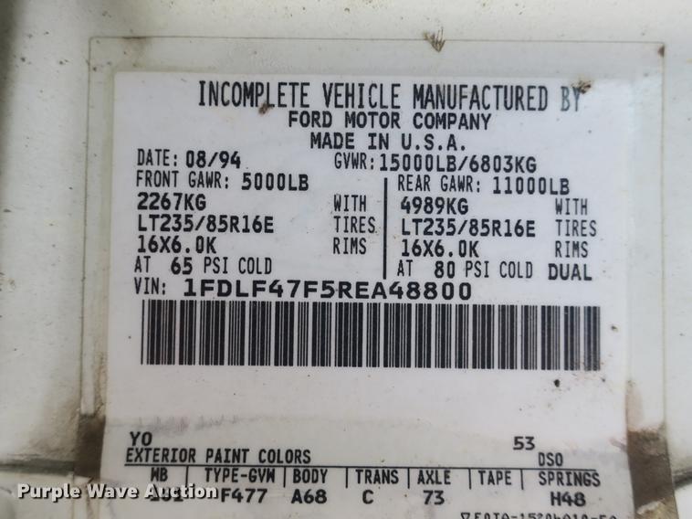 image for item DB8805 1994 Ford F450 Super Duty truck cab and chassis