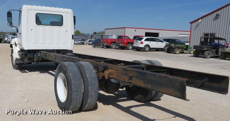 image for item DB8807 2007 Hino 308 truck cab and chassis