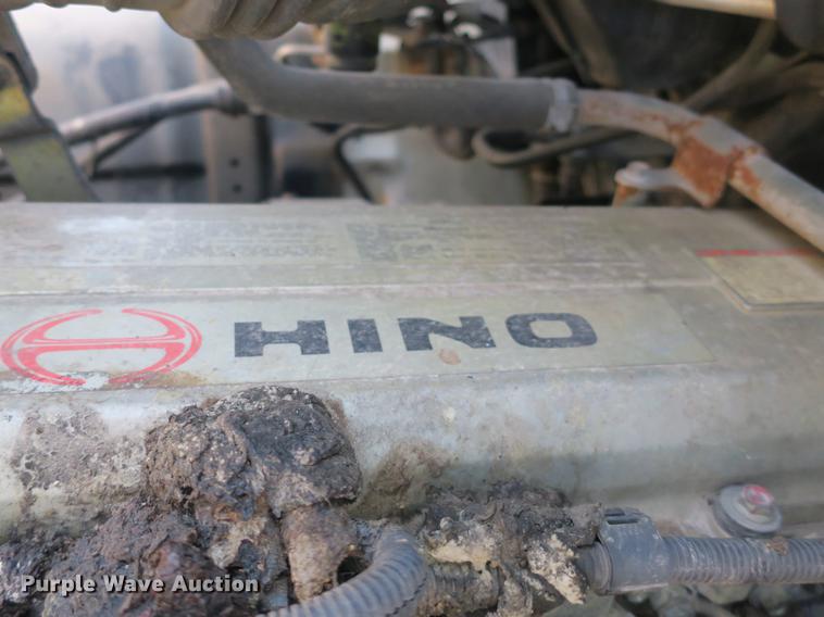 image for item DB8807 2007 Hino 308 truck cab and chassis