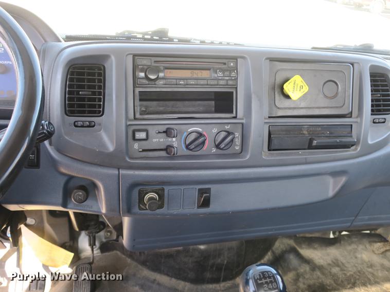 image for item DB8807 2007 Hino 308 truck cab and chassis