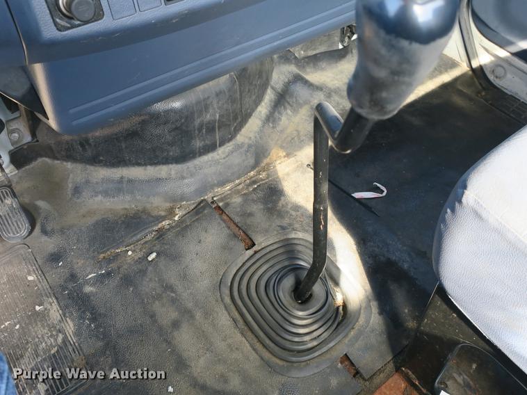 image for item DB8807 2007 Hino 308 truck cab and chassis