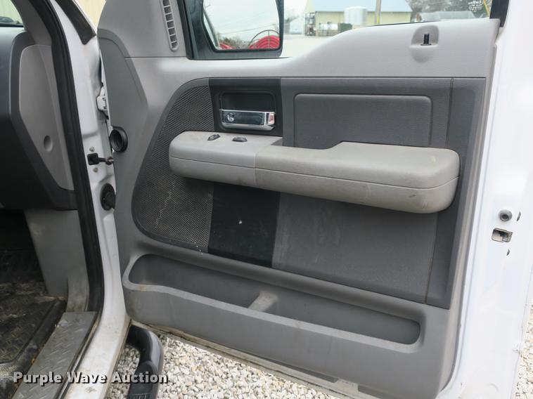 image for item DB8836 2007 Ford F150 XL pickup truck