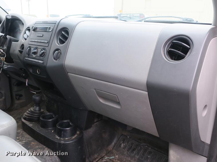 image for item DB8836 2007 Ford F150 XL pickup truck